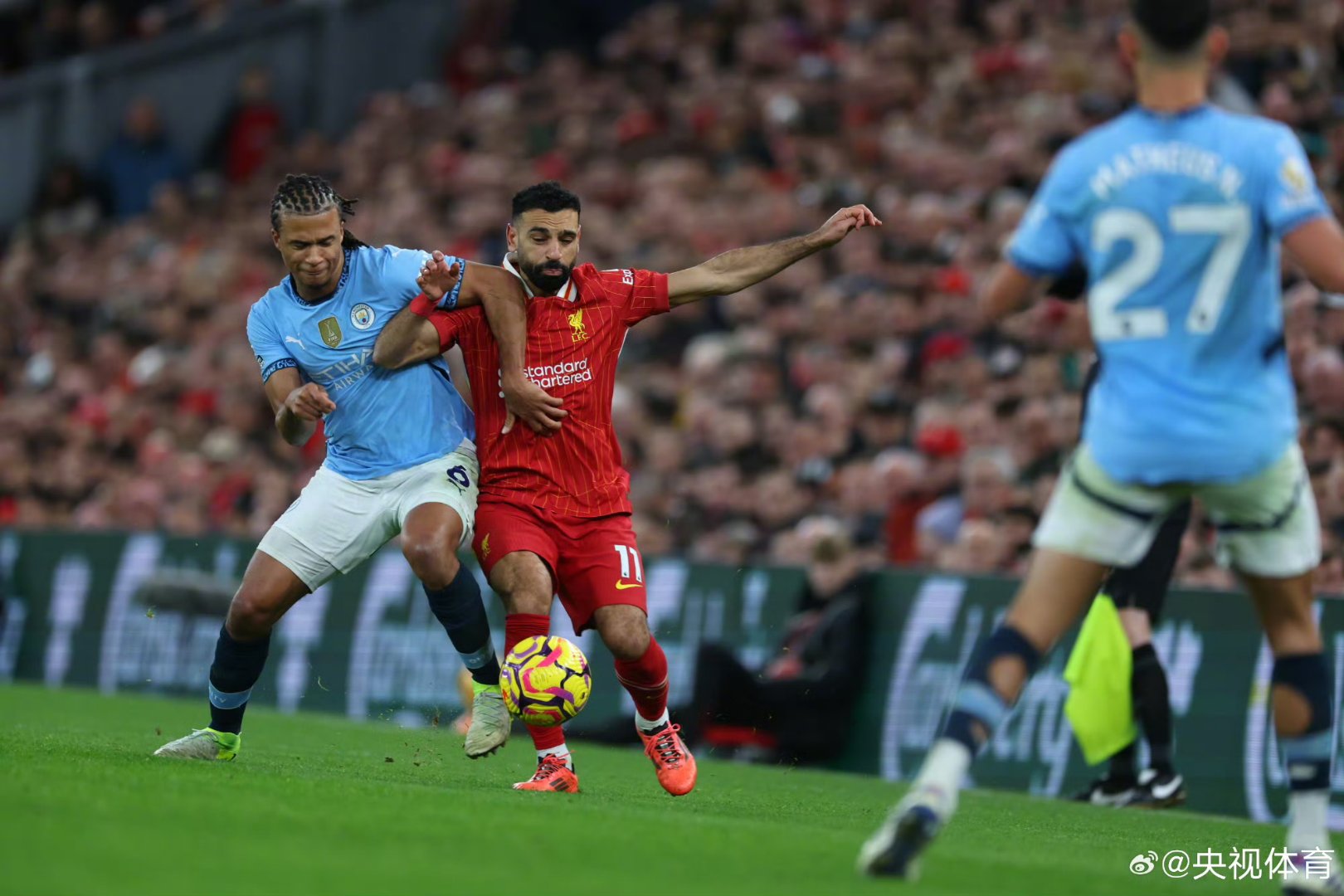 今晚葡超焦点战；利物浦主帅复盘；气氛紧张；身体对抗强度拉满(李特和黄超的结局真相)