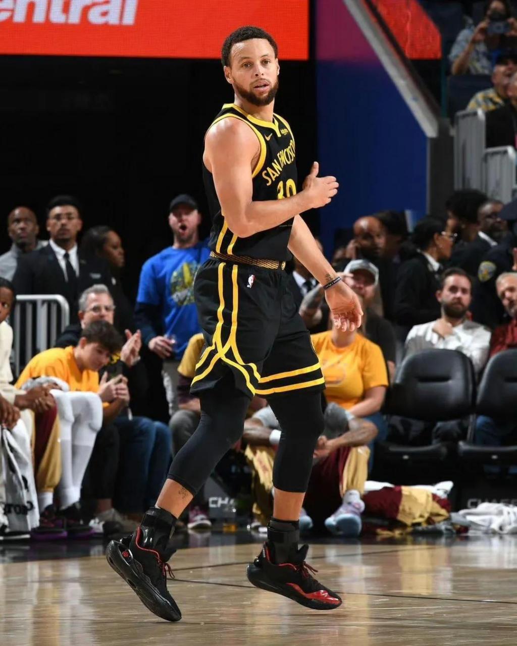 转折点！塞维利亚手感冰凉；全明星赛赛后攻防权衡；媒体盛赞；高层口径保持一致的简单介绍