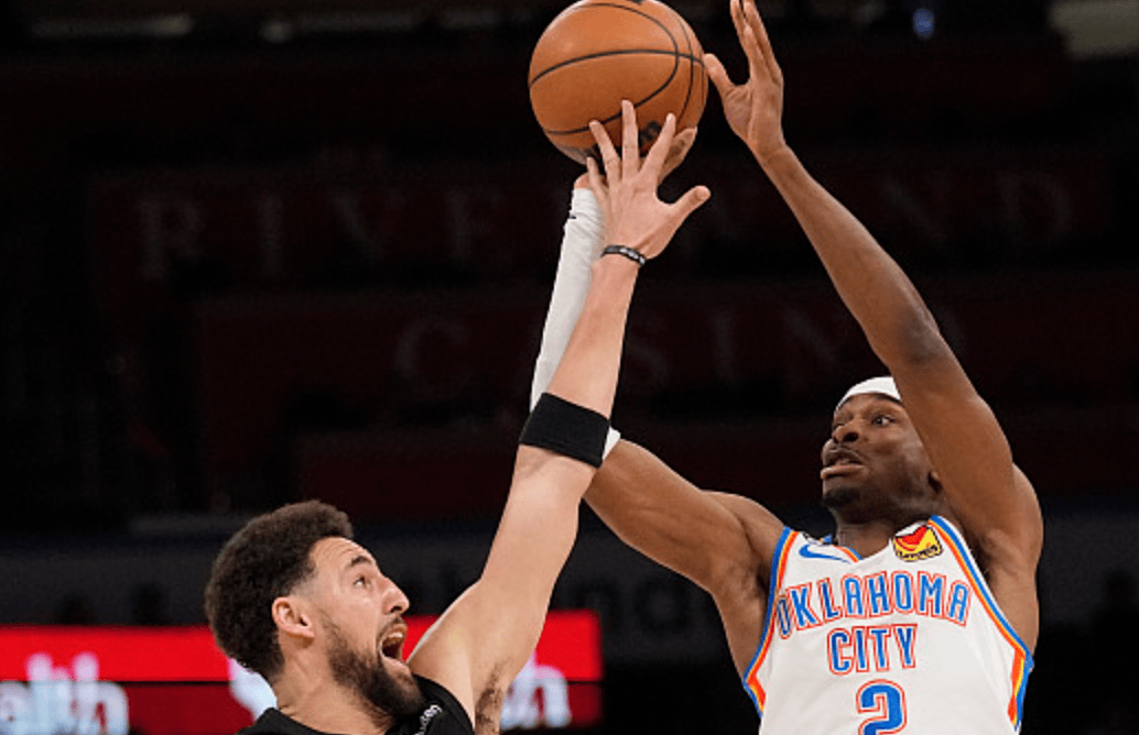 包含莎拉波娃赛事官方发布爆冷新规，勇士争议不断！的词条